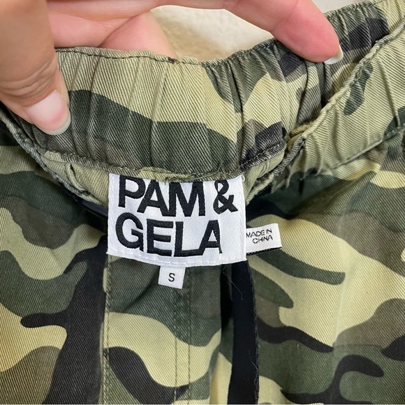 Pam & Gela Green Camouflage Print Cargo Cropped Military Pull On Pants Size S - Picture 4 of 13
